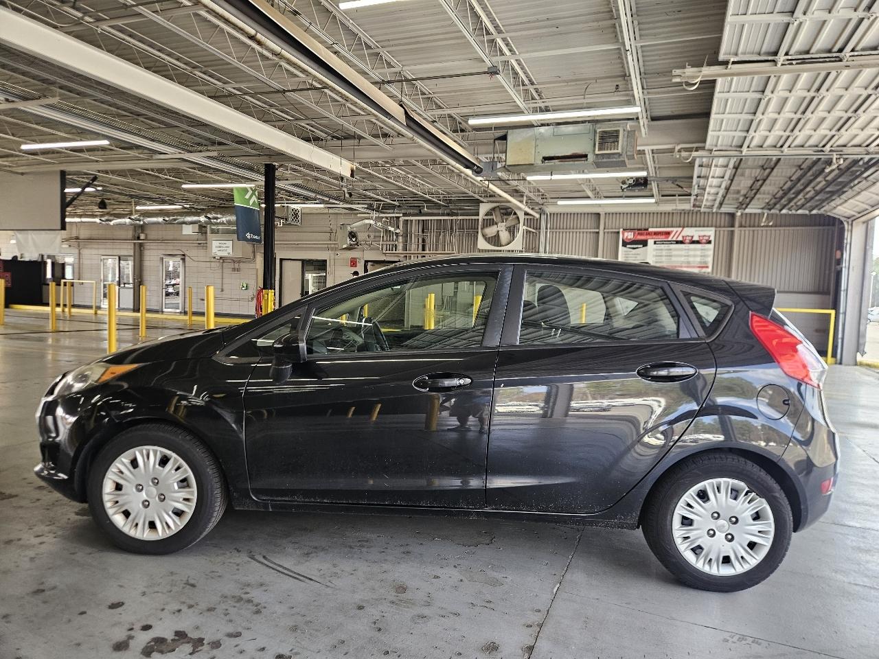 Ford Fiesta 5dr HB S 2015