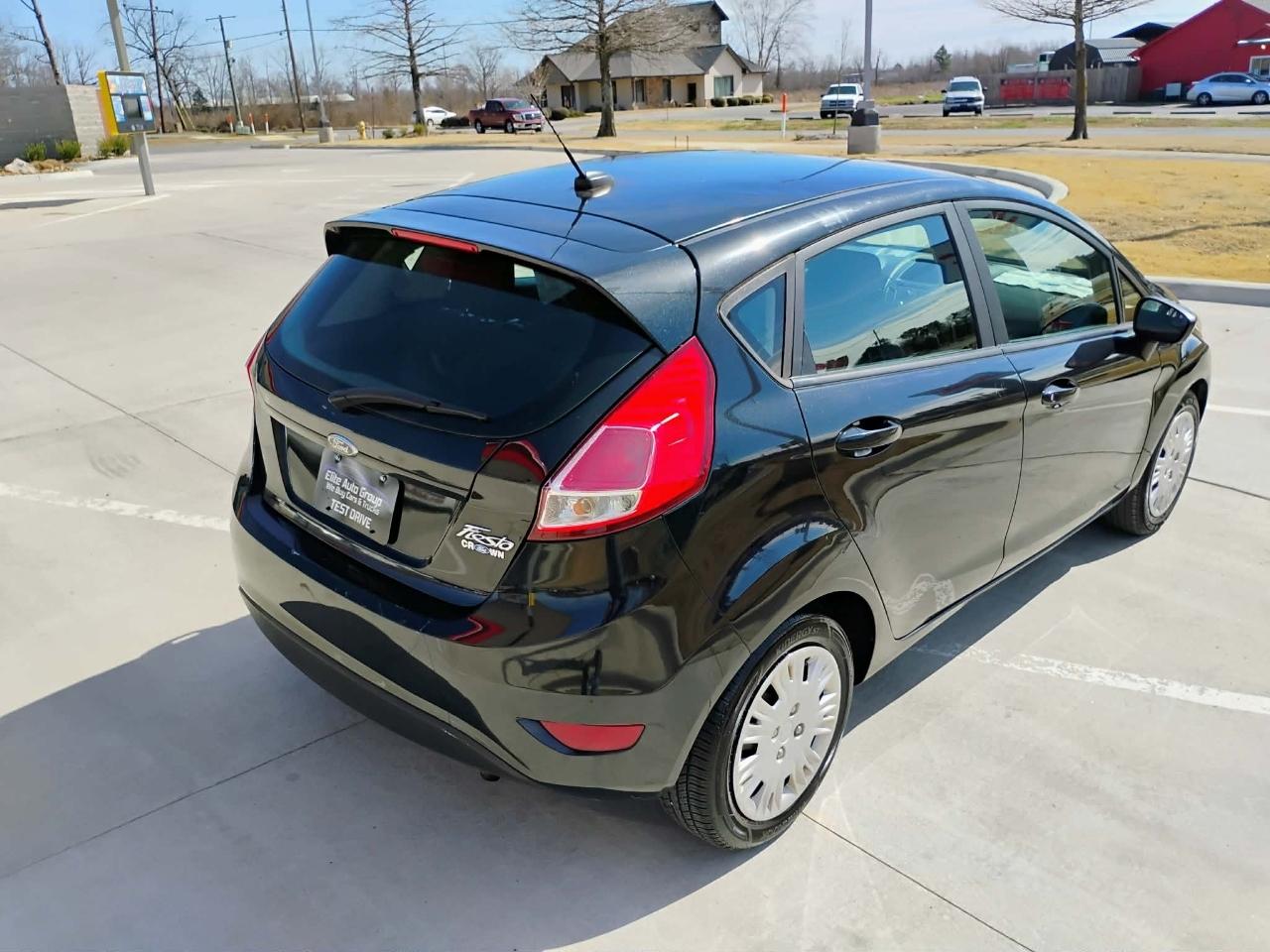 Ford Fiesta 5dr HB S 2015