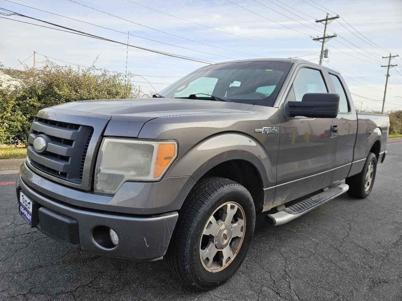 Ford F-150 2WD SuperCab 145" XL 2009