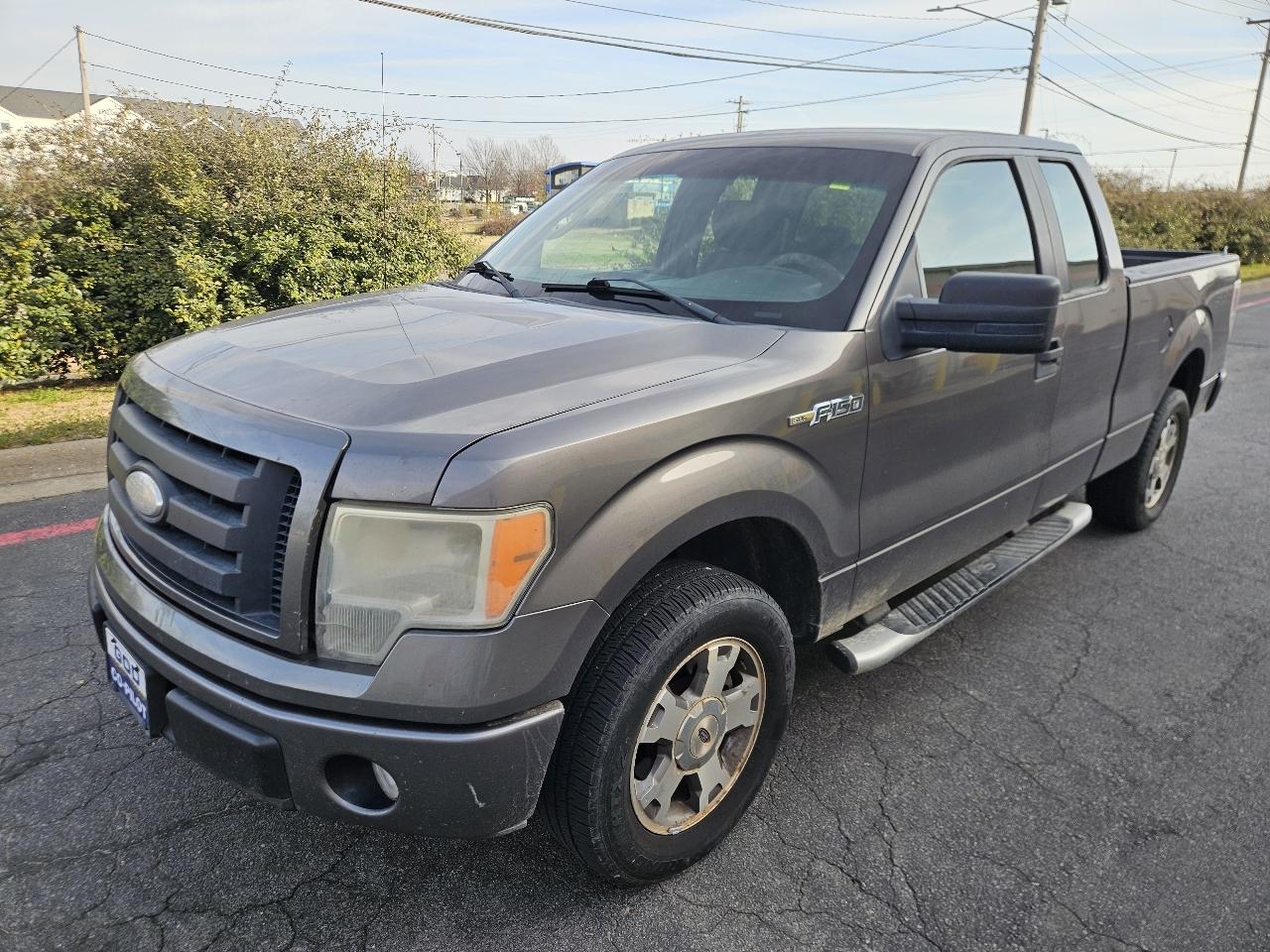 Ford F-150 2WD SuperCab 145" XL 2009