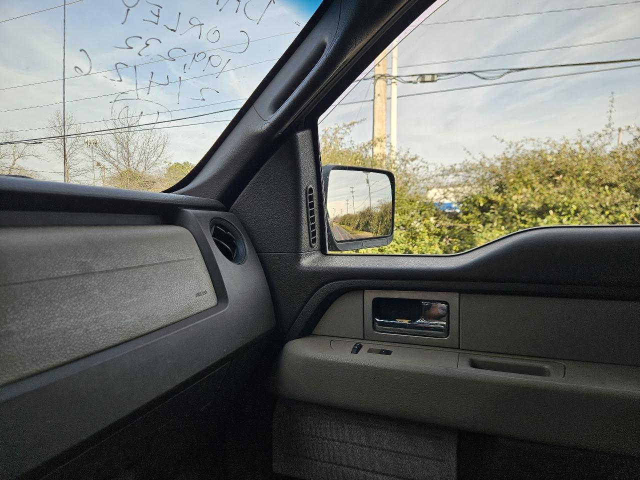 Ford F-150 2WD SuperCab 145" XL 2009