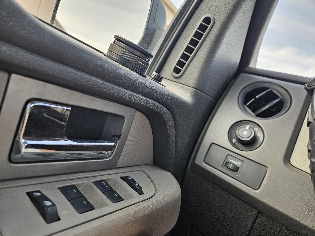 Ford F-150 2WD SuperCab 145" XL 2009