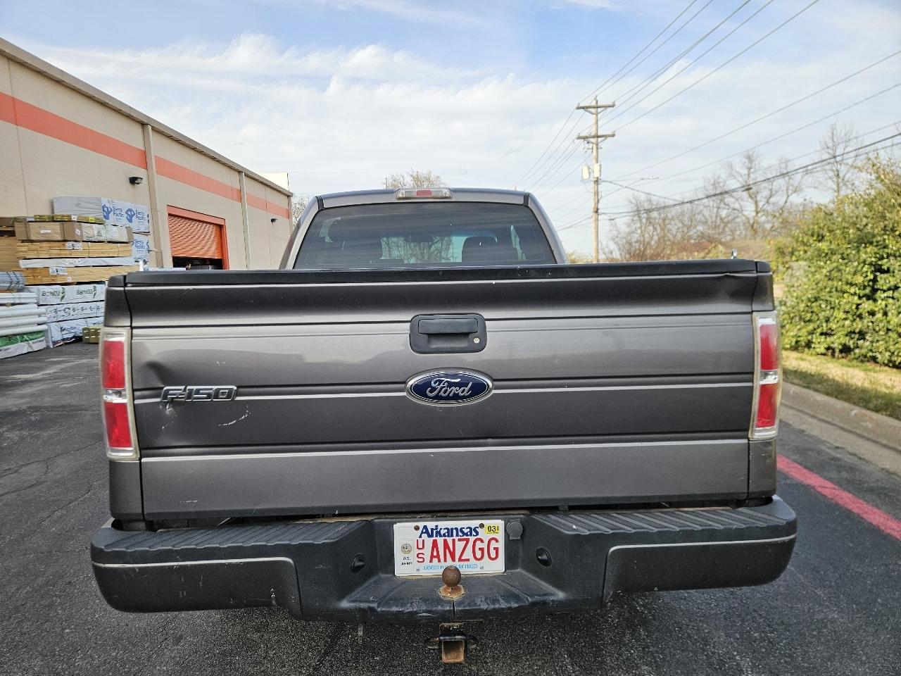 Ford F-150 2WD SuperCab 145" XL 2009