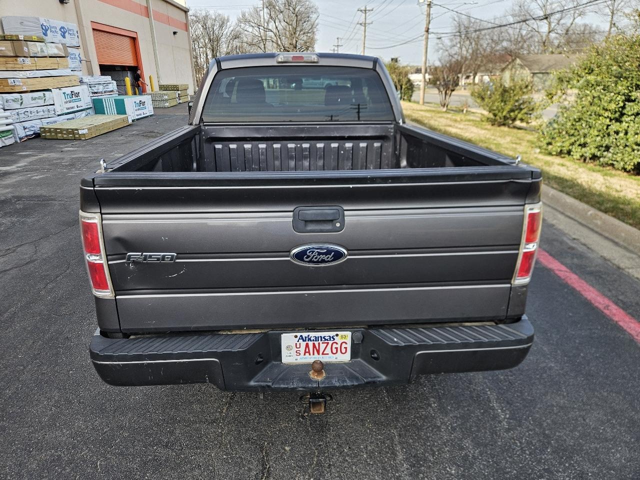 Ford F-150 2WD SuperCab 145" XL 2009