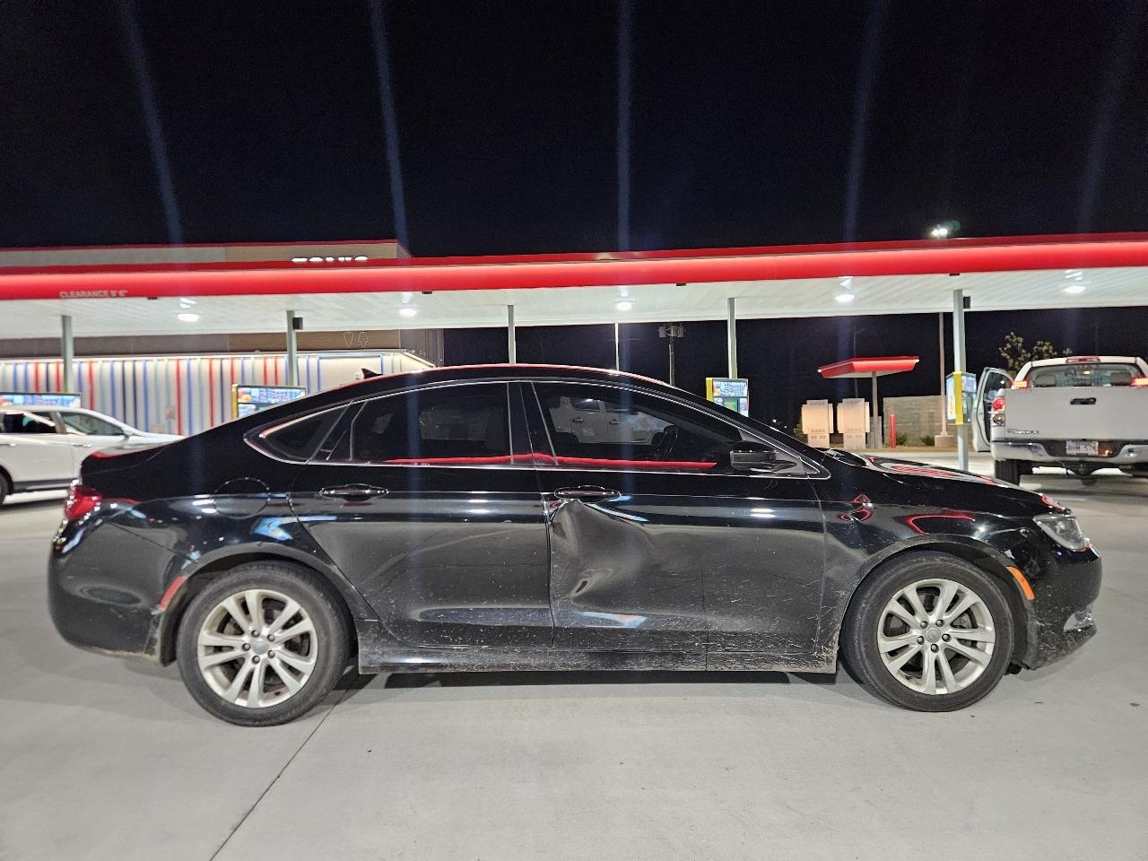 Chrysler 200 4dr Sdn Limited Platinum FWD 2016