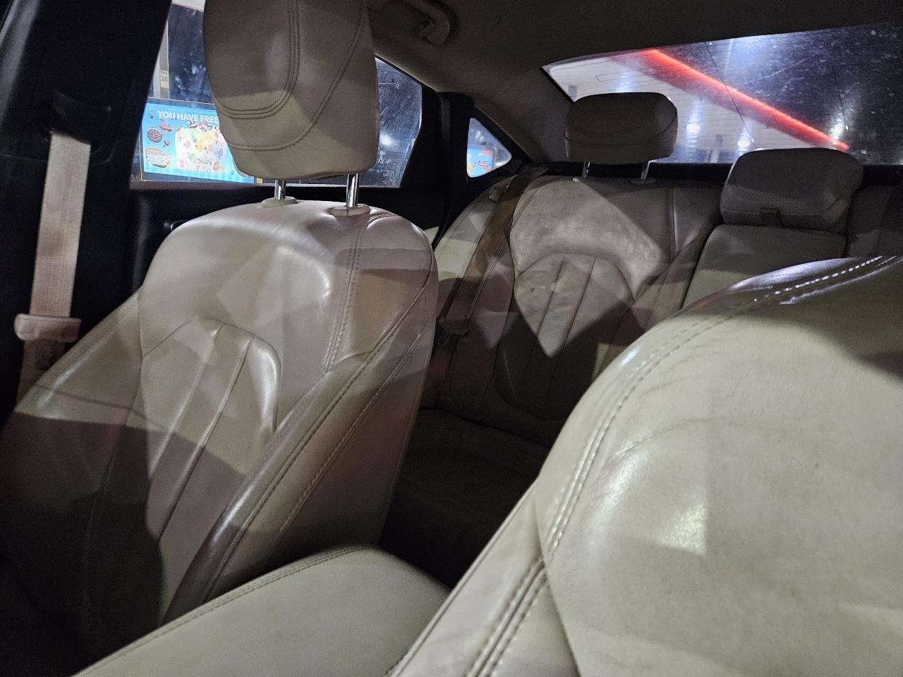 Chrysler 200 4dr Sdn Limited Platinum FWD 2016