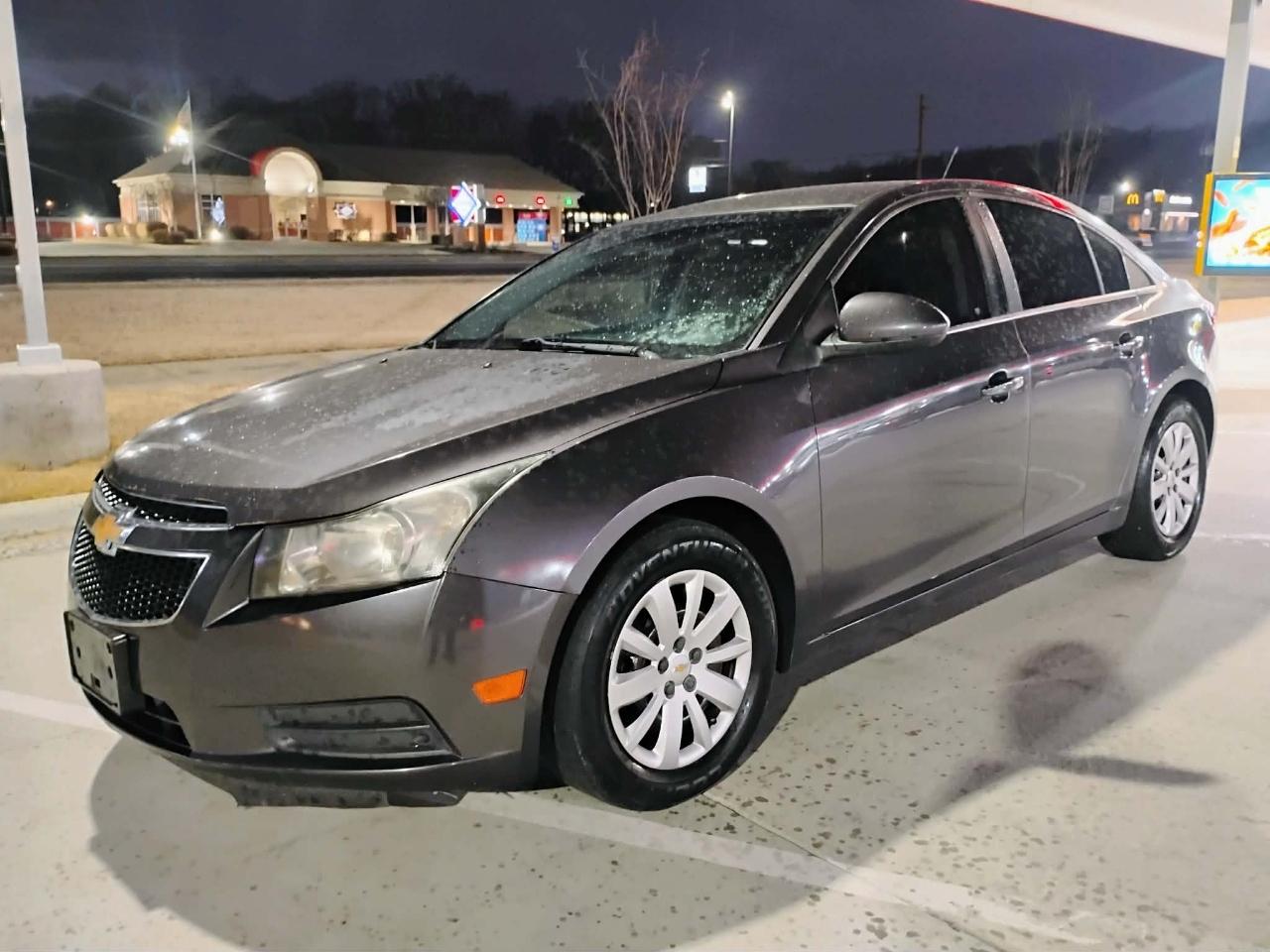 Chevrolet Cruze 4dr Sdn LT w/1LT 2011