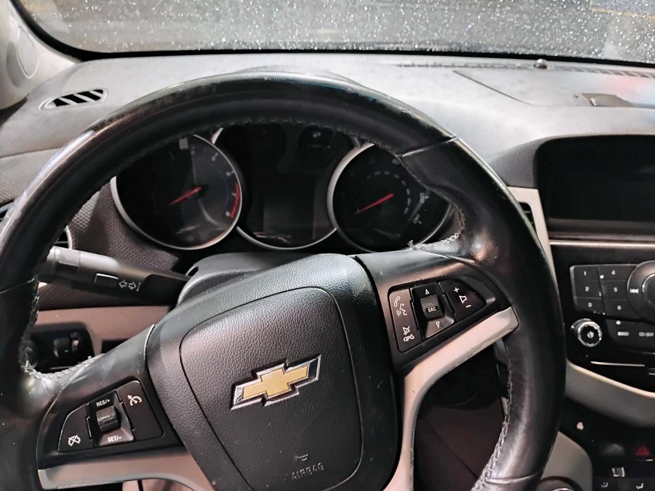 Chevrolet Cruze 4dr Sdn LT w/1LT 2011