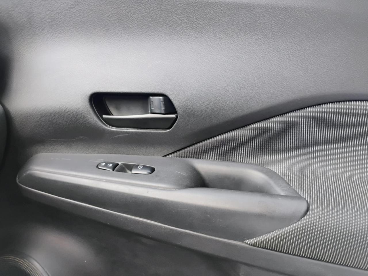 Nissan Kicks S FWD 2020