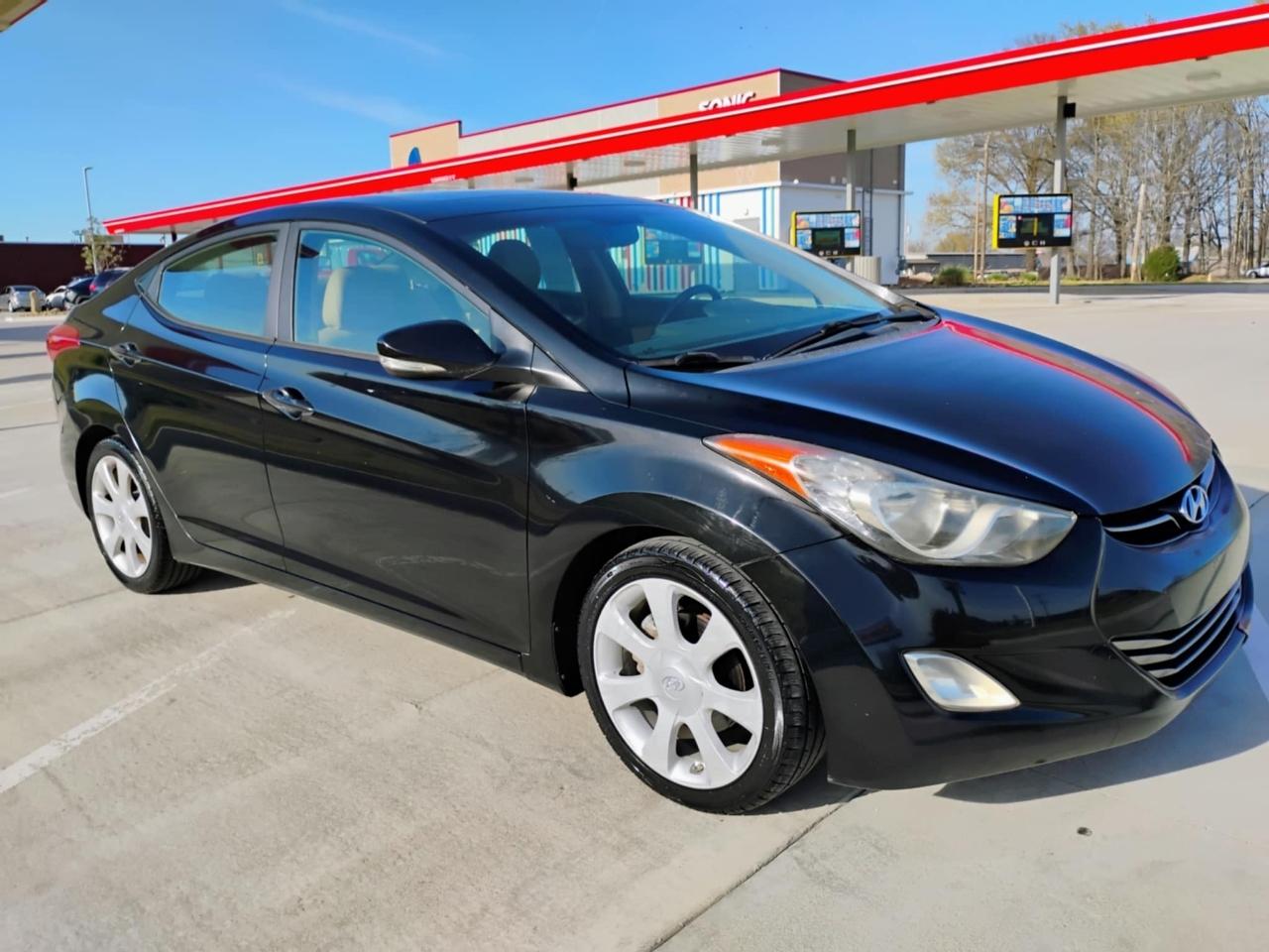 2012 Hyundai Elantra Limited FWD