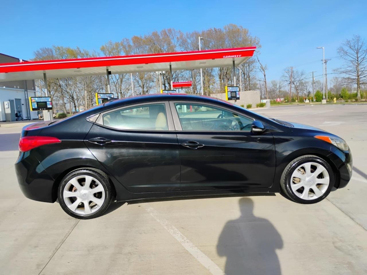 Hyundai Elantra 4dr Sdn Auto Limited (Ulsan Plant) 2012