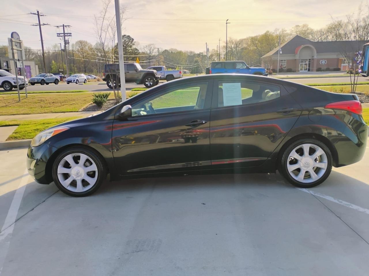 Hyundai Elantra 4dr Sdn Auto Limited (Ulsan Plant) 2012