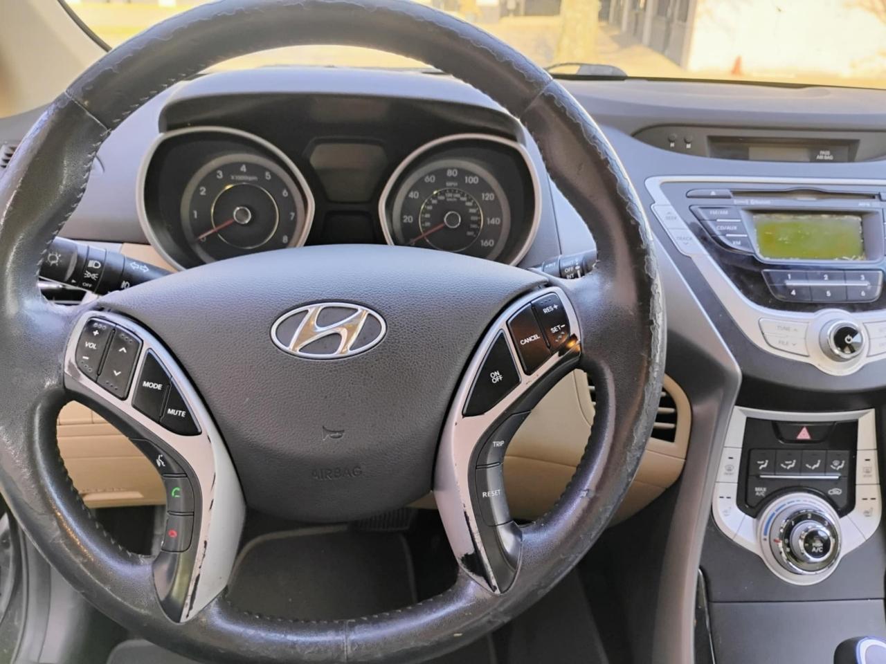 Hyundai Elantra 4dr Sdn Auto Limited (Ulsan Plant) 2012
