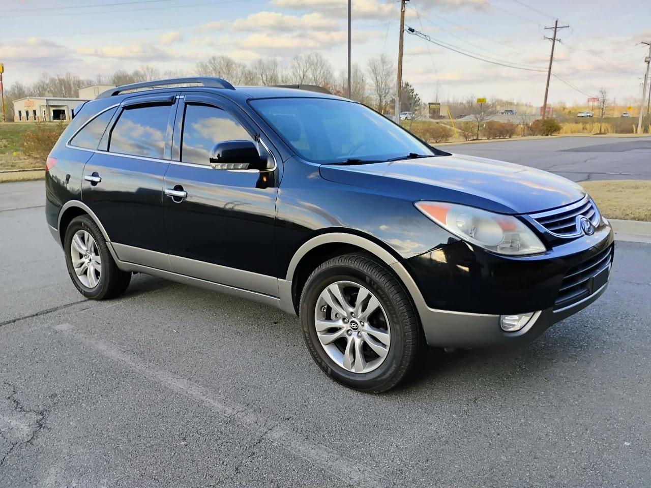 Hyundai Veracruz FWD 4dr Limited 2012