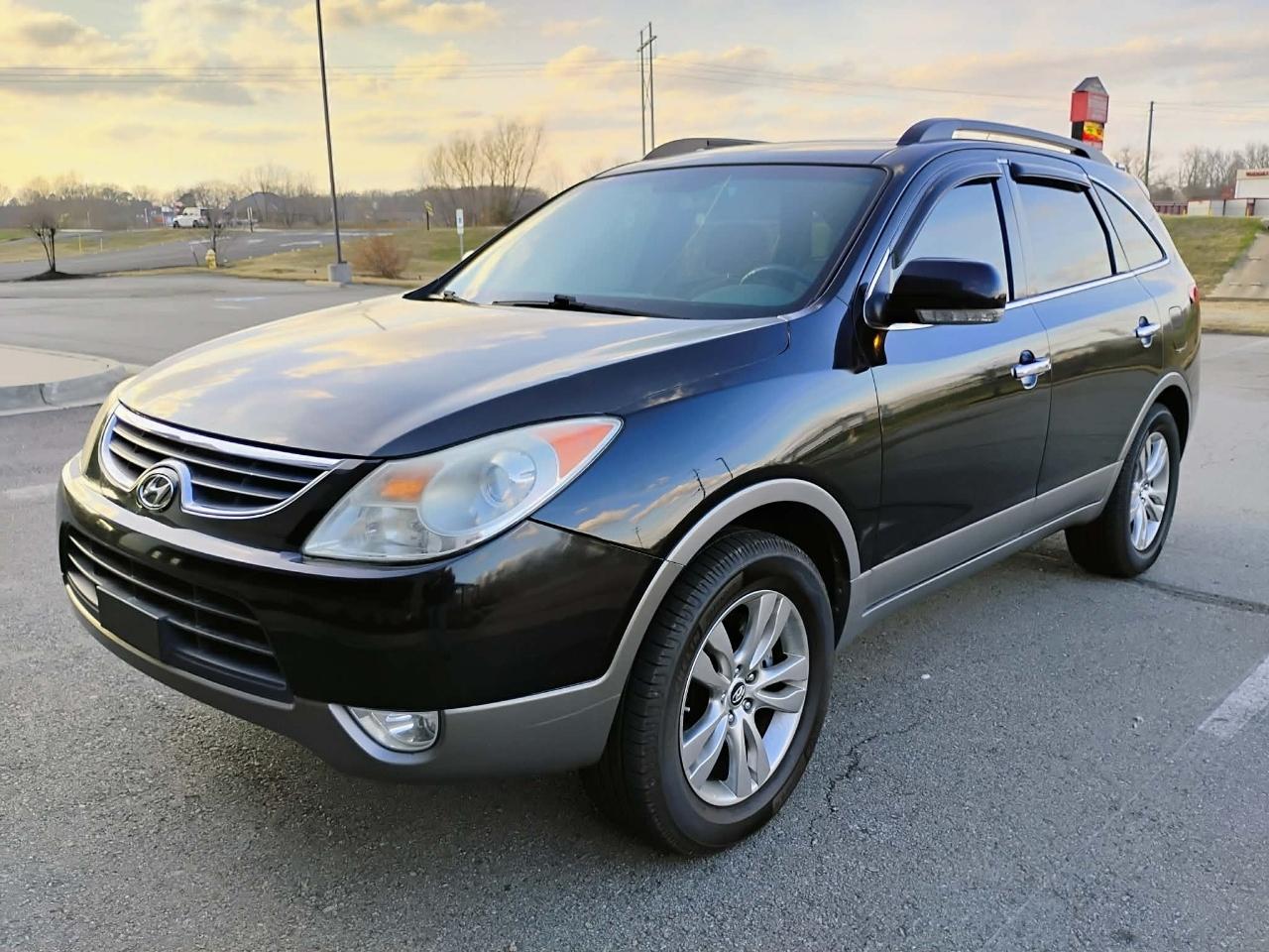 Hyundai Veracruz FWD 4dr Limited 2012