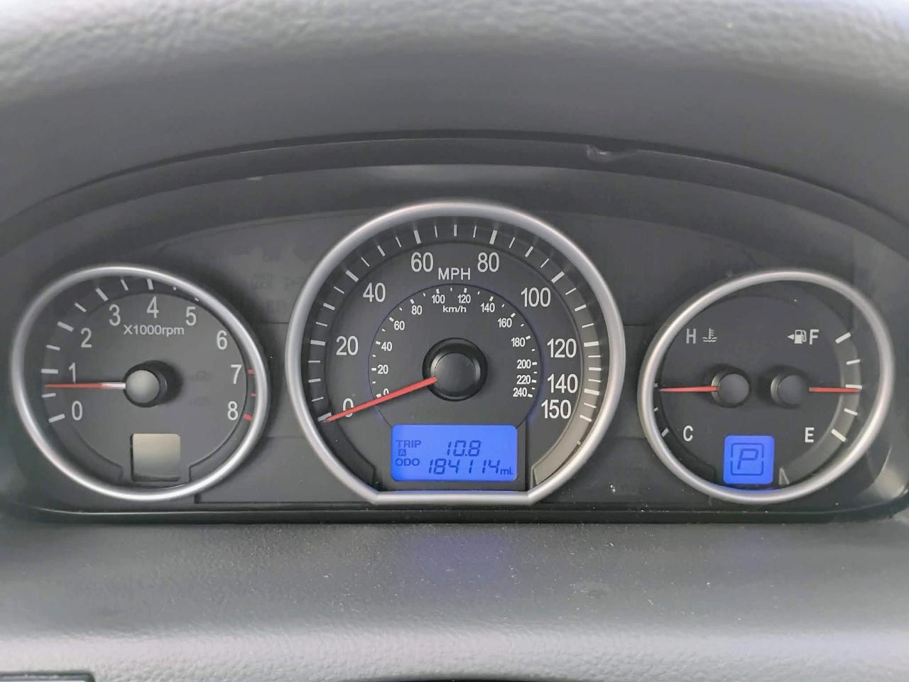 Hyundai Veracruz FWD 4dr Limited 2012