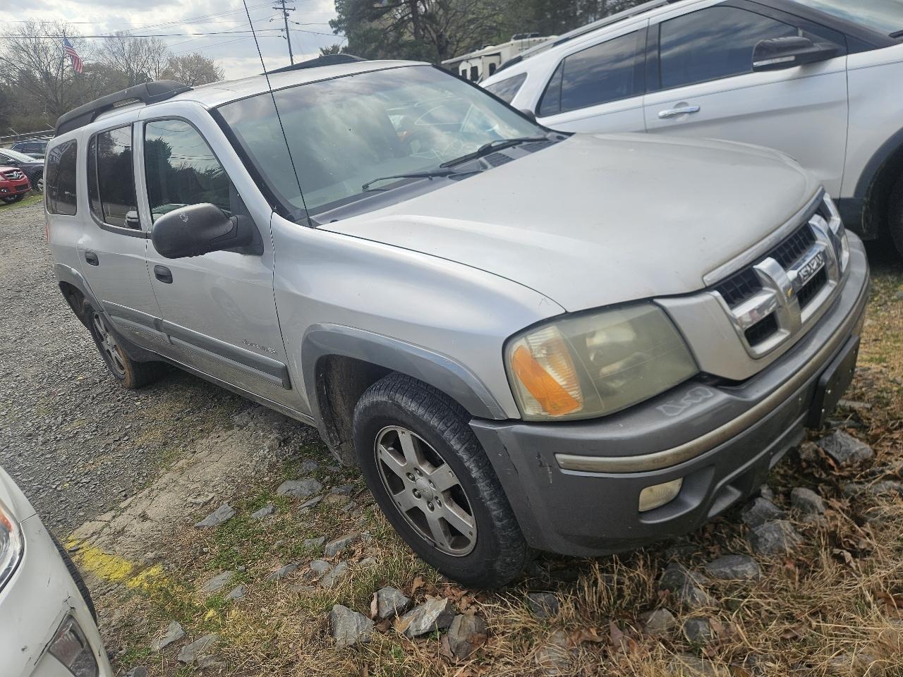 Isuzu Ascender 4dr 2WD EXT LS 2004