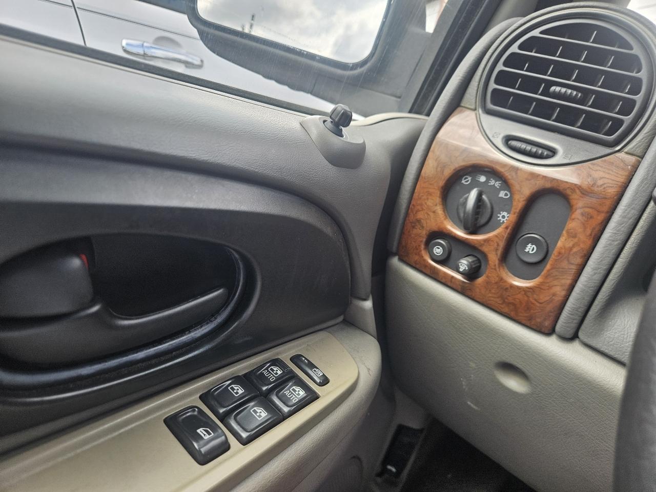 Isuzu Ascender 4dr 2WD EXT LS 2004