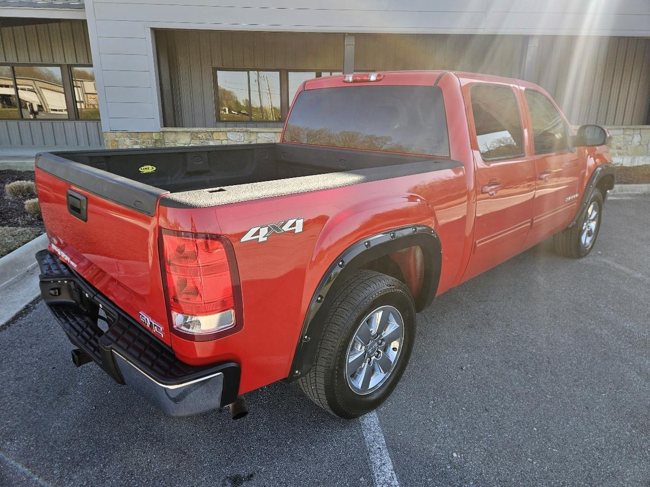 GMC Sierra 1500 4WD Crew Cab 143.5" SLT 2012