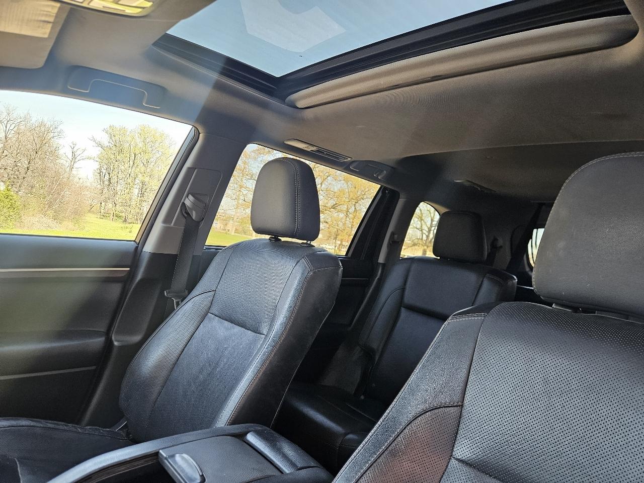 Toyota Highlander FWD 4dr V6 Limited (Natl) 2015