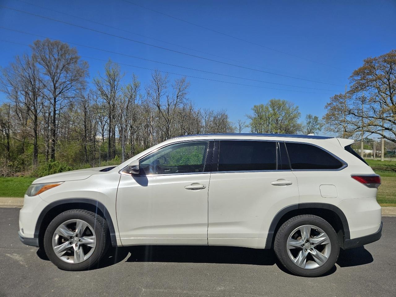 Toyota Highlander FWD 4dr V6 Limited (Natl) 2015