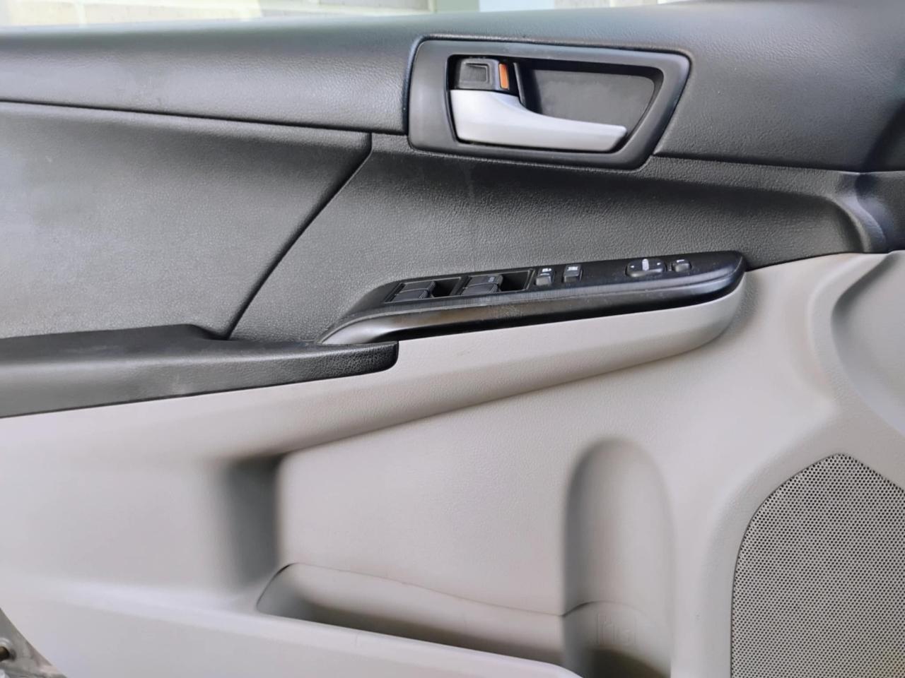 Toyota Camry 4dr Sdn I4 Auto SE Sport Limited Edition (Natl) 2012