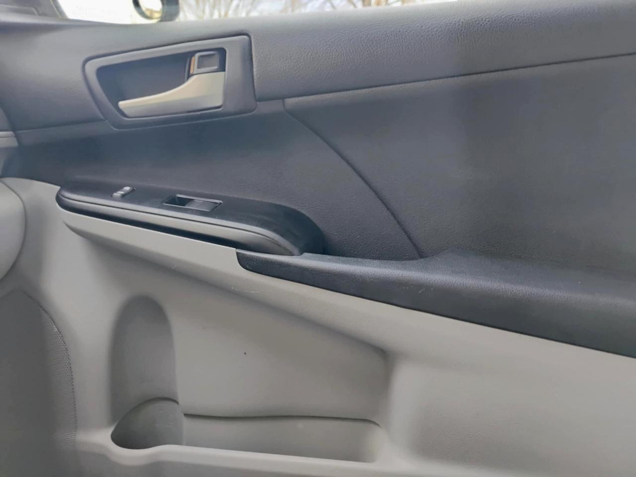 Toyota Camry 4dr Sdn I4 Auto SE Sport Limited Edition (Natl) 2012