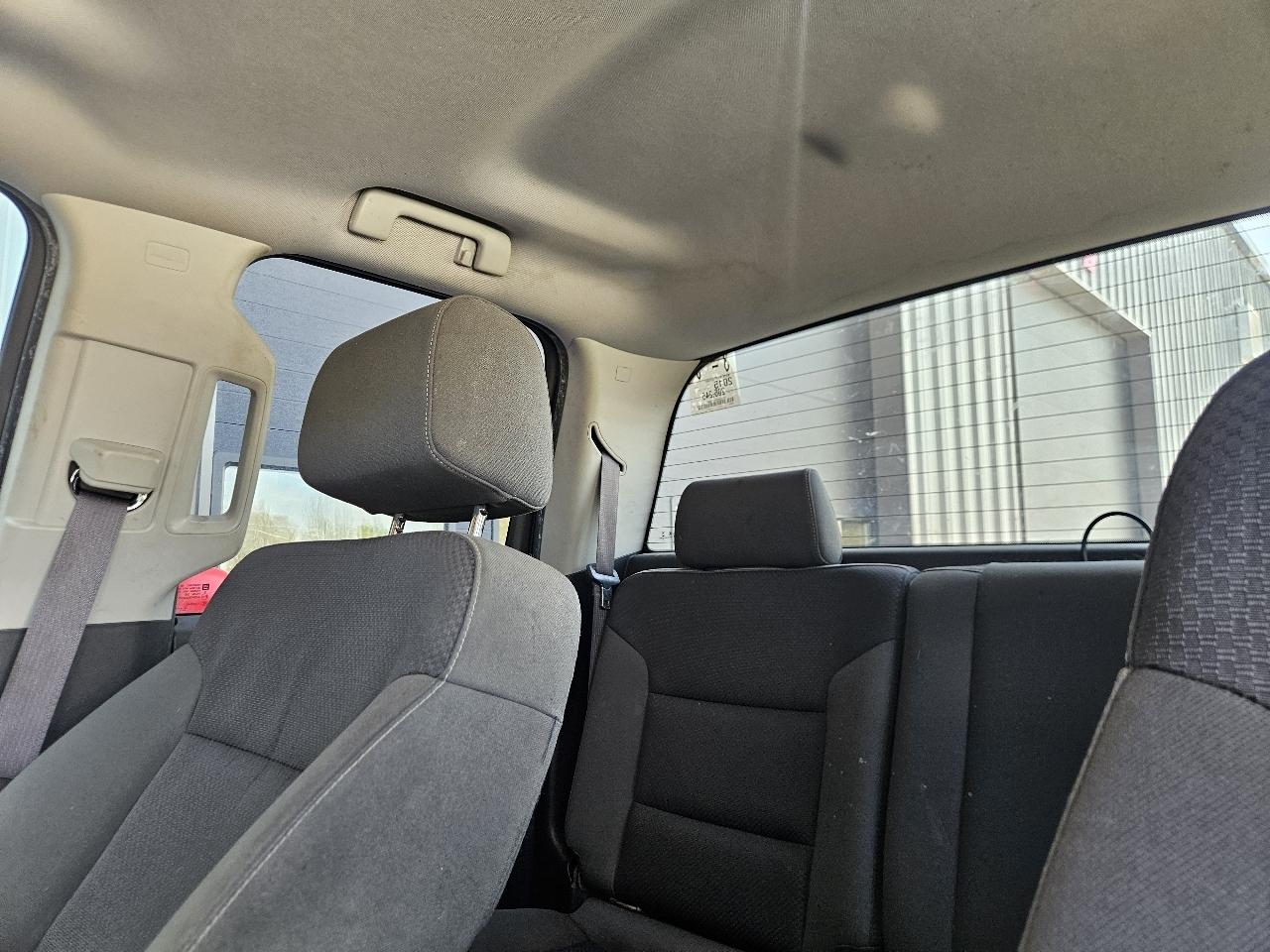 GMC Sierra 1500 4WD Double Cab 143.5" SLE 2015