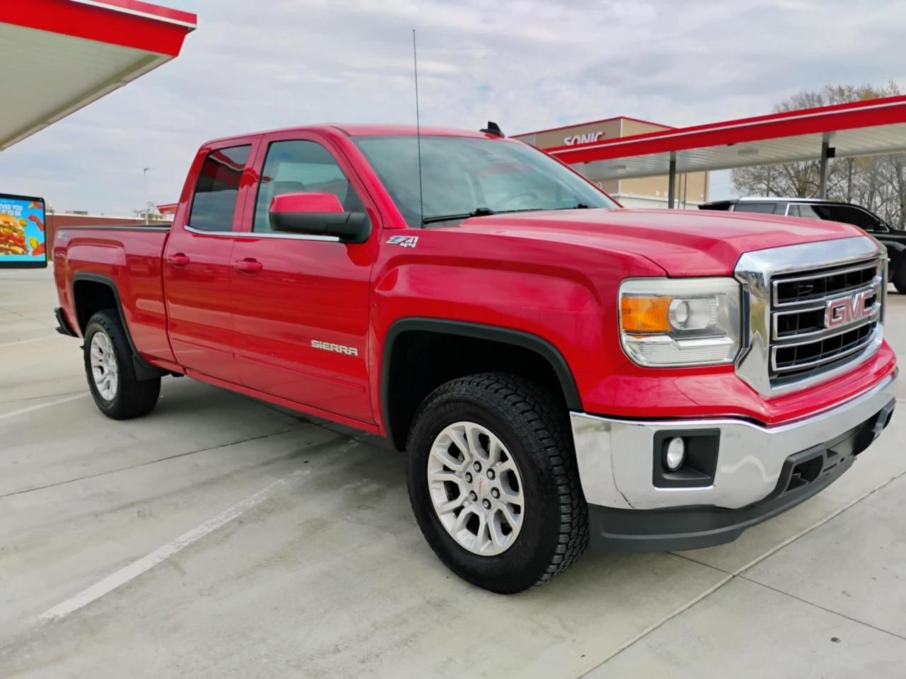 2015 GMC Sierra 1500 SLE Double Cab 4WD