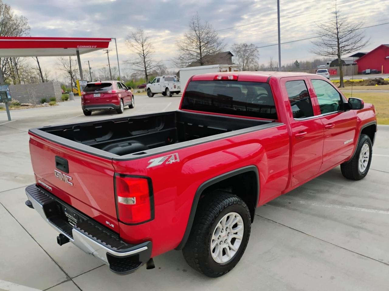 GMC Sierra 1500 4WD Double Cab 143.5" SLE 2015