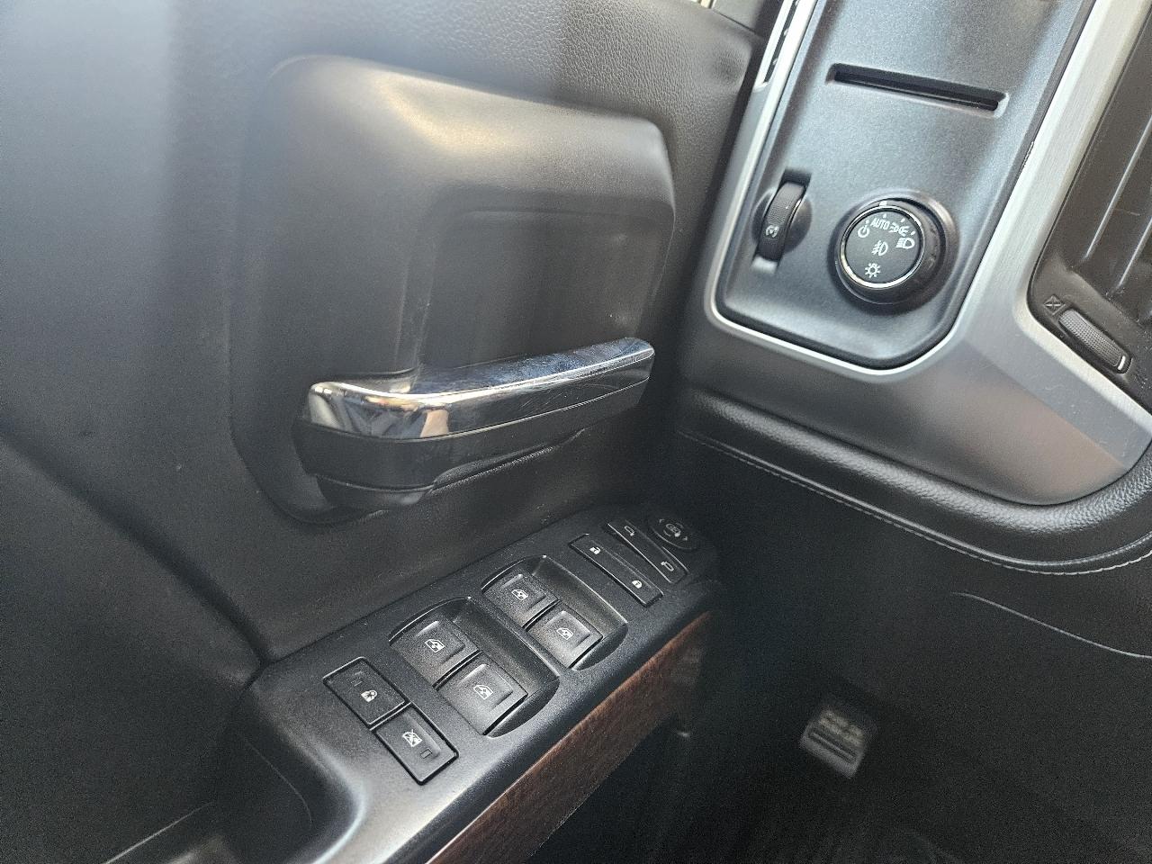 GMC Sierra 1500 2WD Crew Cab 143.5" SLE 2014