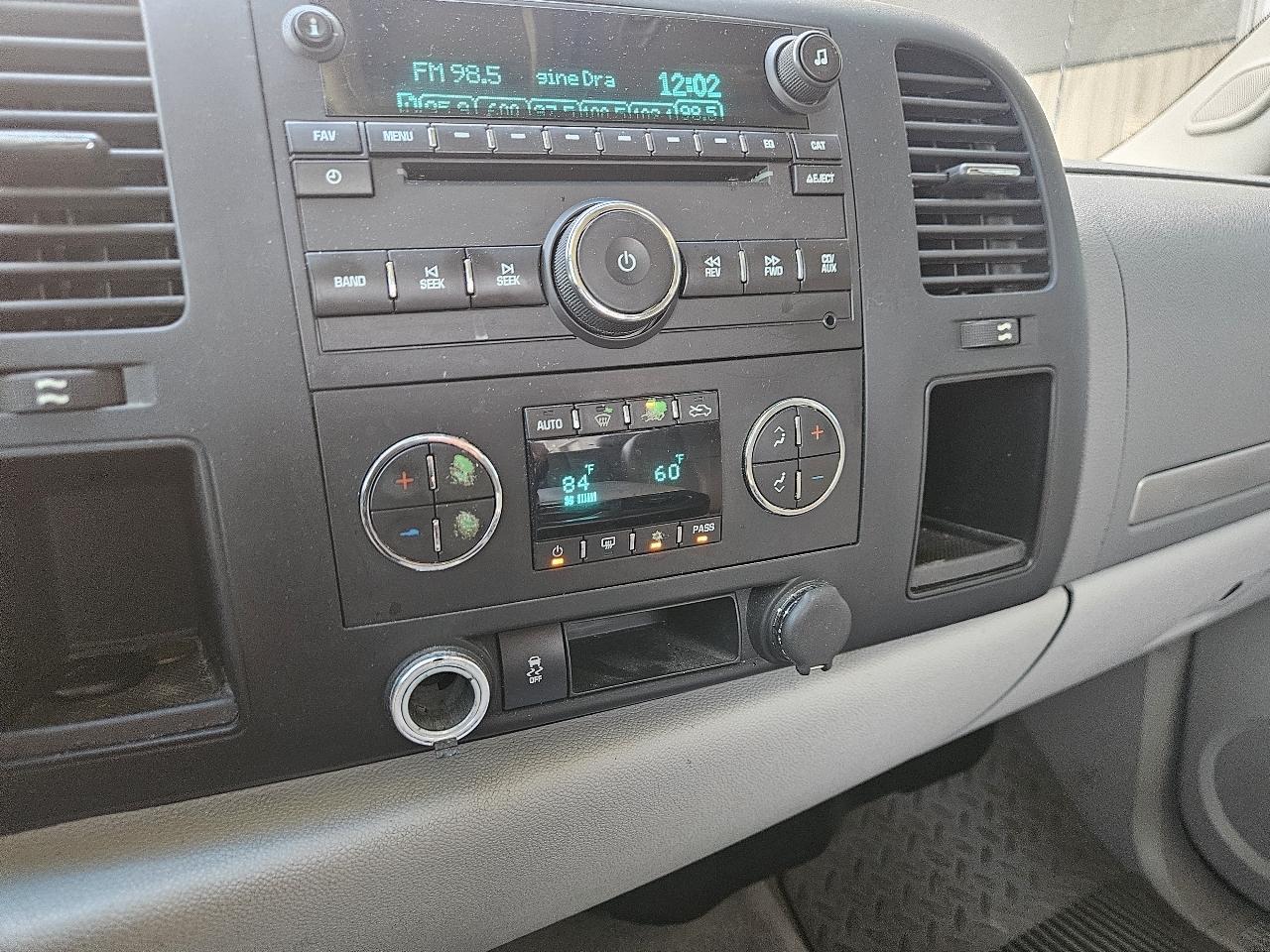 GMC Sierra 1500 2WD Ext Cab 143.5" SLE 2013