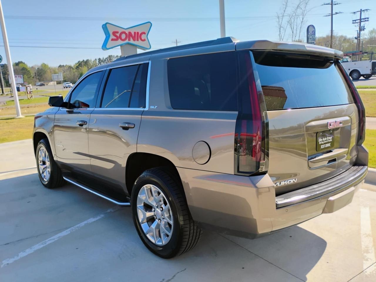 GMC Yukon 4WD 4dr SLT 2016