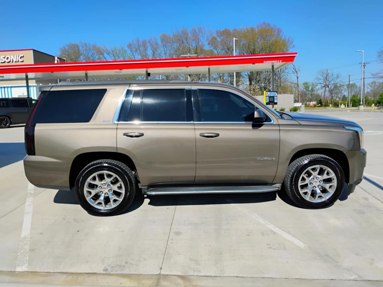 GMC Yukon 4WD 4dr SLT 2016