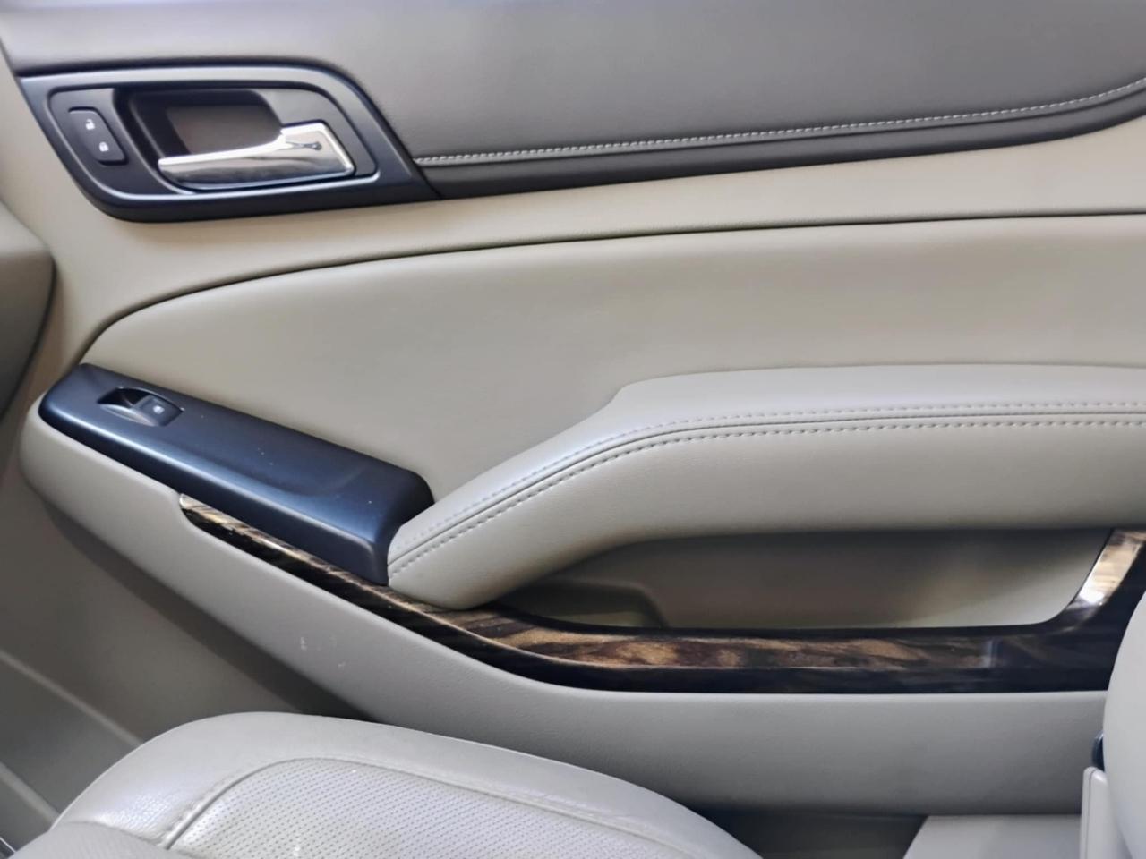 GMC Yukon 4WD 4dr SLT 2016