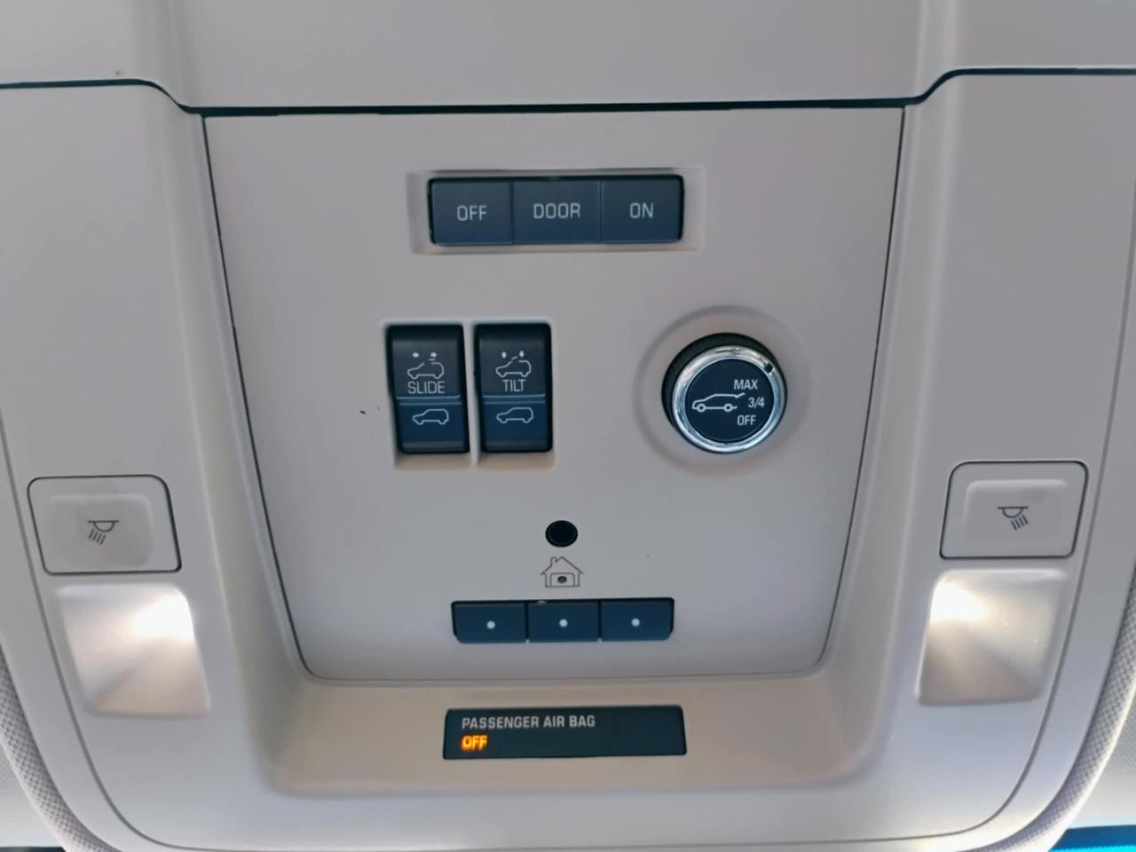 GMC Yukon 4WD 4dr SLT 2016