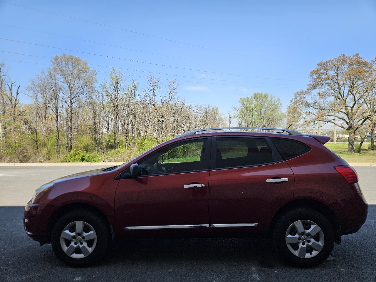 Nissan Rogue Select FWD 4dr S 2014