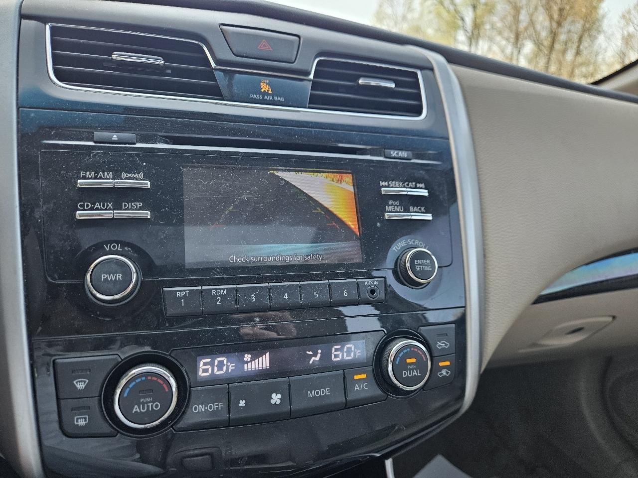 Nissan Altima 4dr Sdn V6 3.5 SL 2013