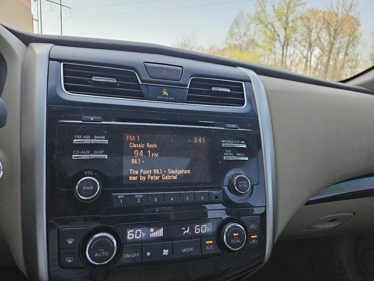 Nissan Altima 4dr Sdn V6 3.5 SL 2013