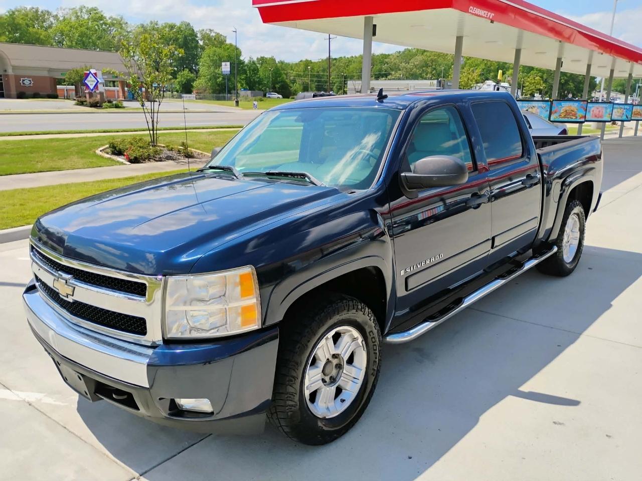 Chevrolet Silverado 1500 4WD Crew Cab 143.5" LT w/2LT 2008
