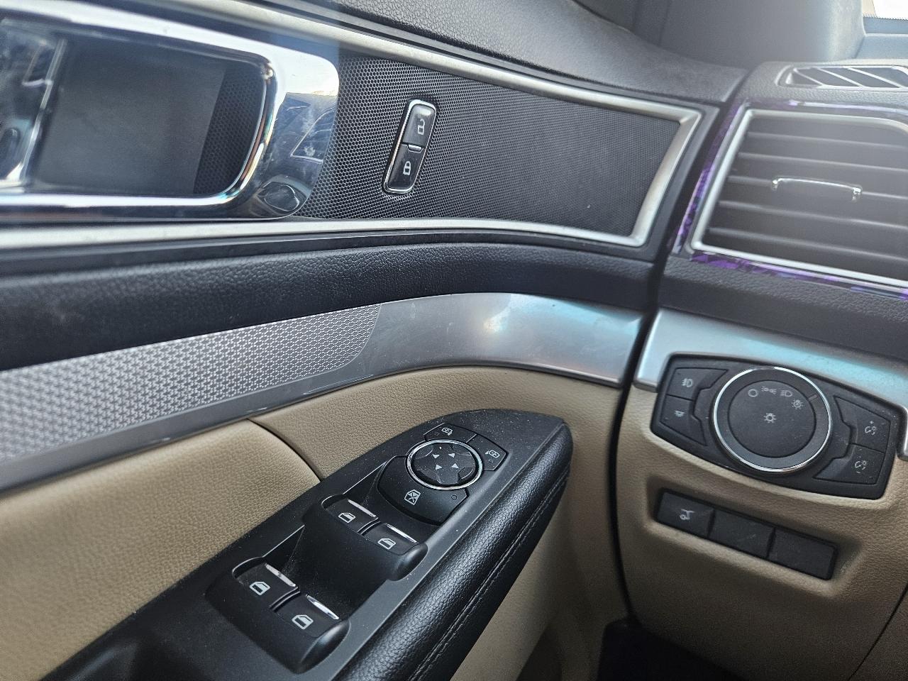 Ford Explorer FWD 4dr XLT 2016