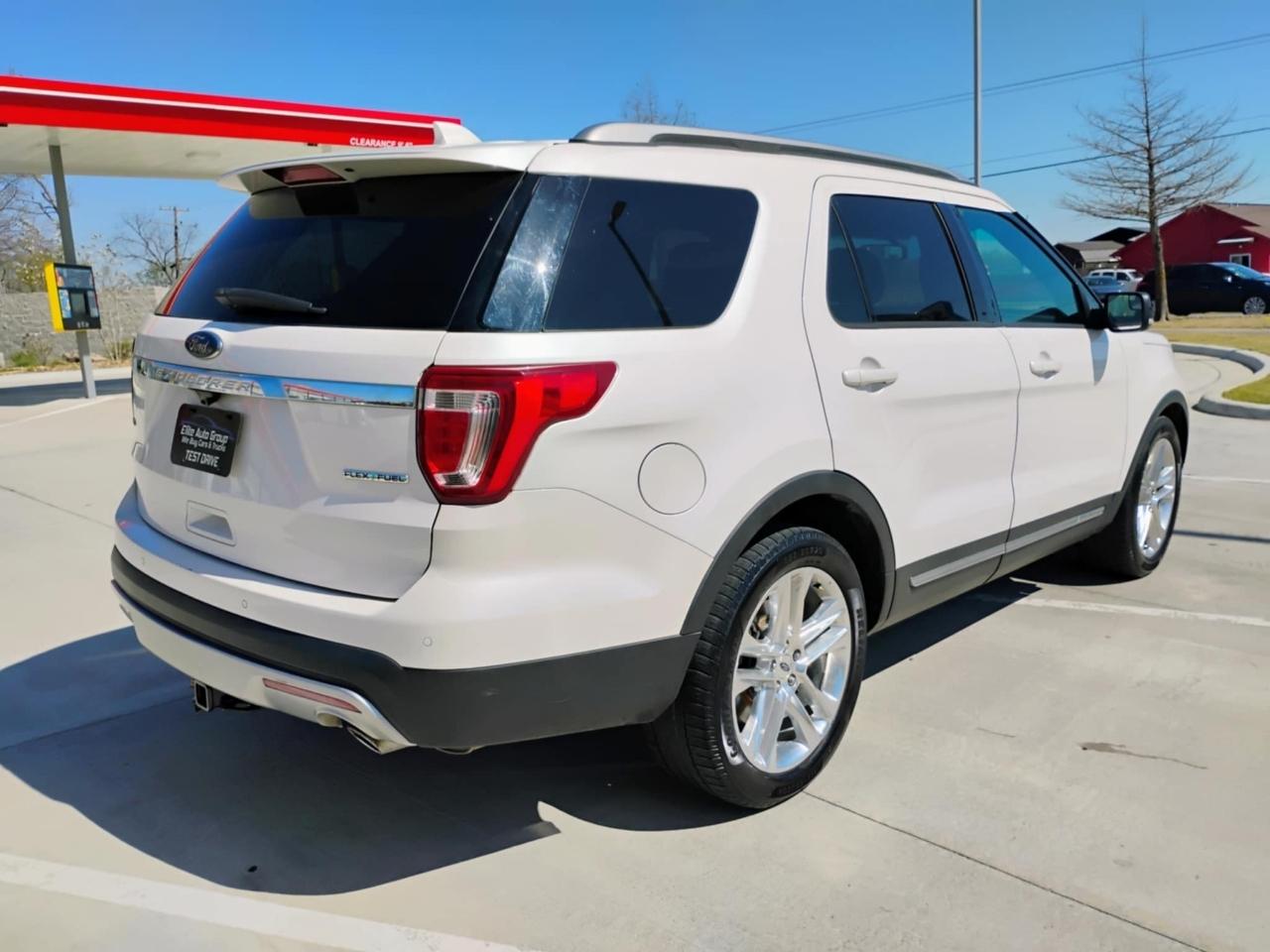 Ford Explorer FWD 4dr XLT 2016