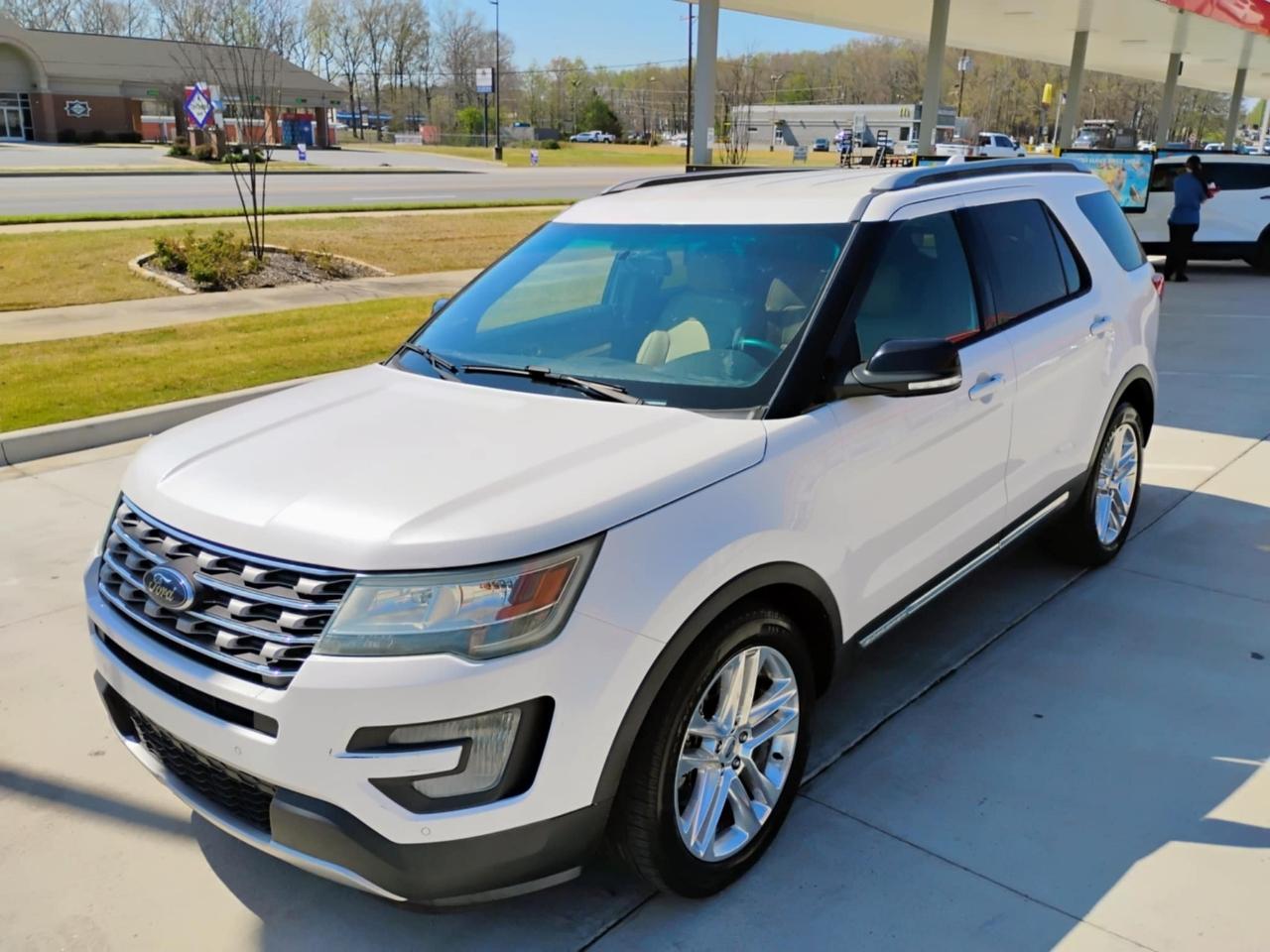 Ford Explorer FWD 4dr XLT 2016