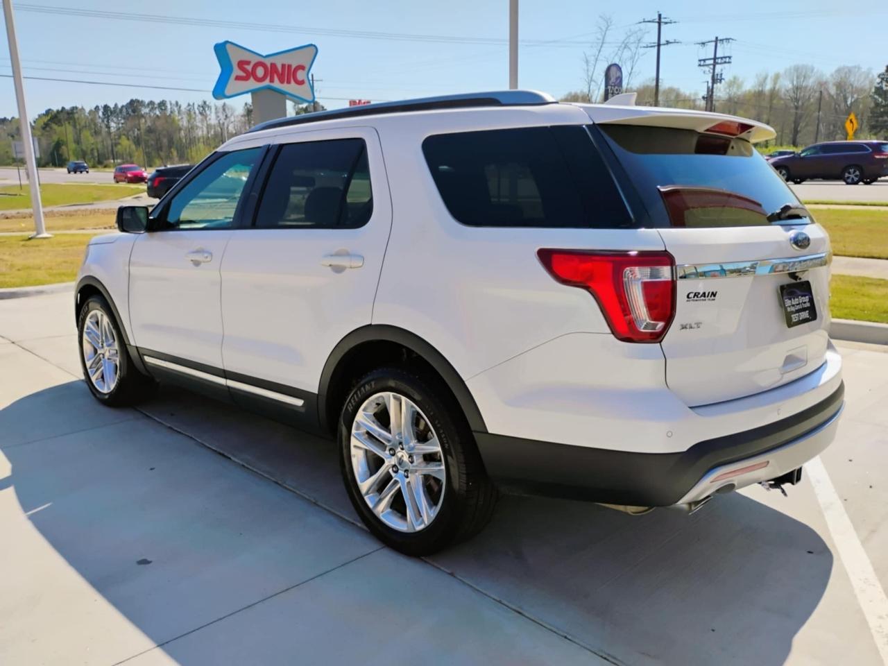 Ford Explorer FWD 4dr XLT 2016