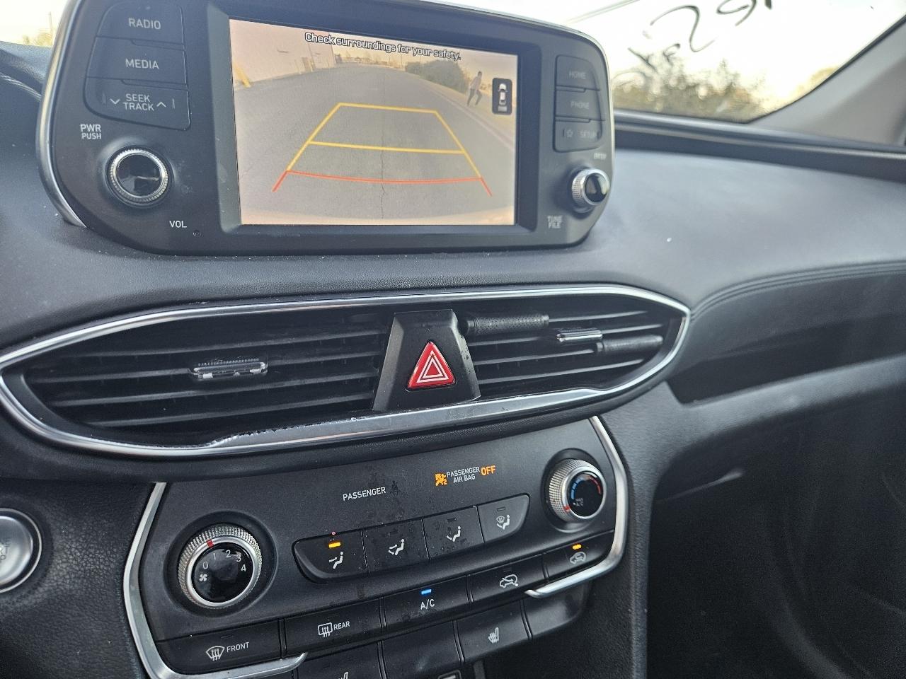 Hyundai Santa Fe SEL 2.4L Auto FWD 2019