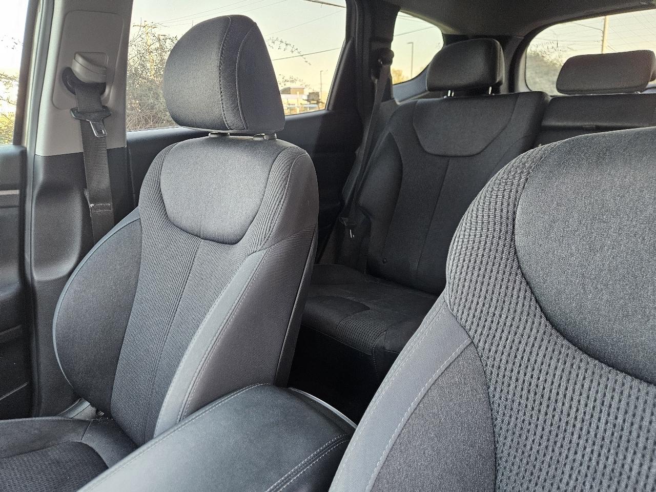 Hyundai Santa Fe SEL 2.4L Auto FWD 2019