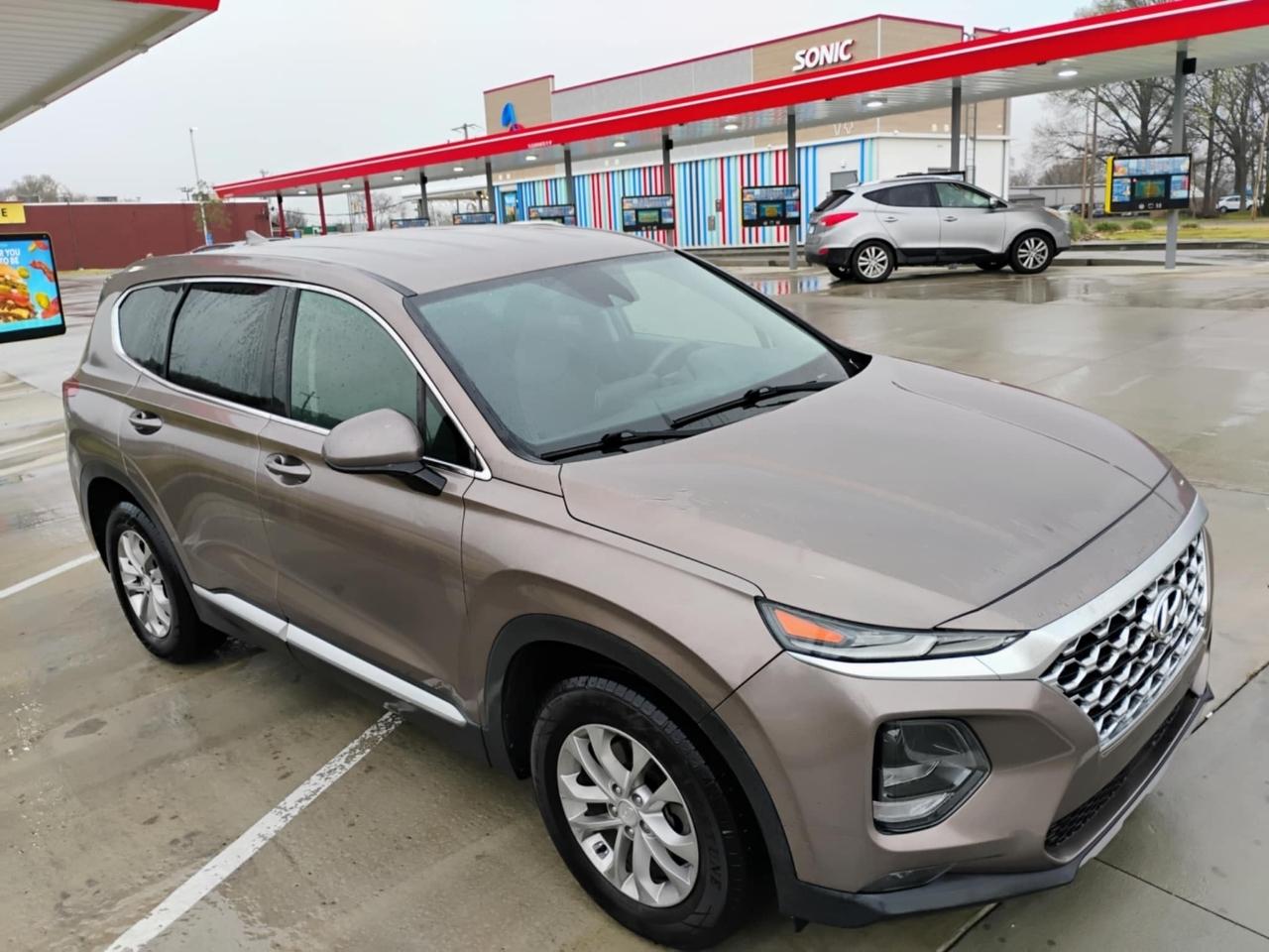 Hyundai Santa Fe SEL 2.4L Auto FWD 2019