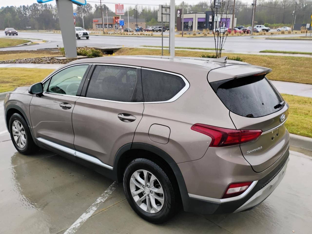 Hyundai Santa Fe SEL 2.4L Auto FWD 2019