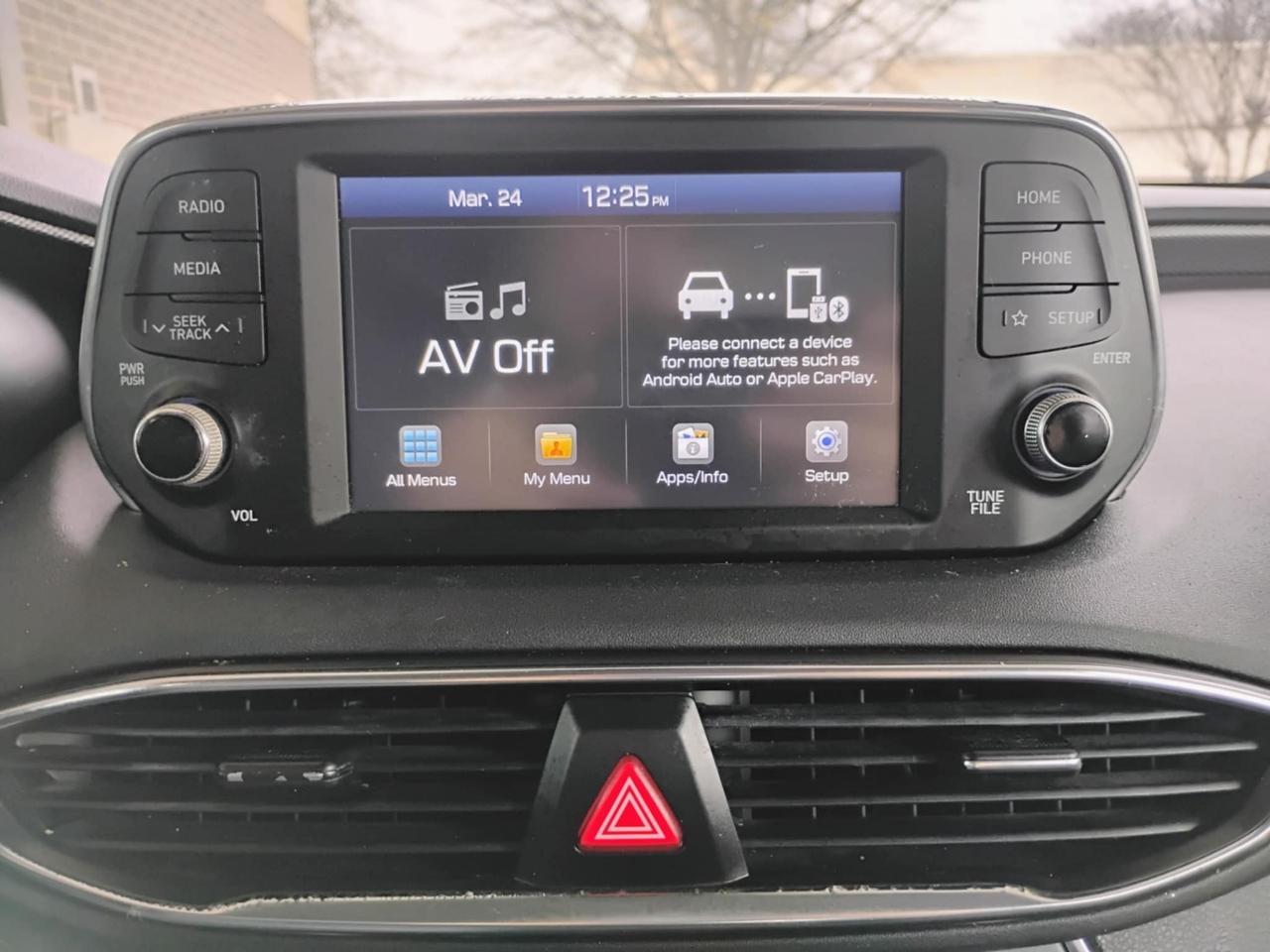 Hyundai Santa Fe SEL 2.4L Auto FWD 2019