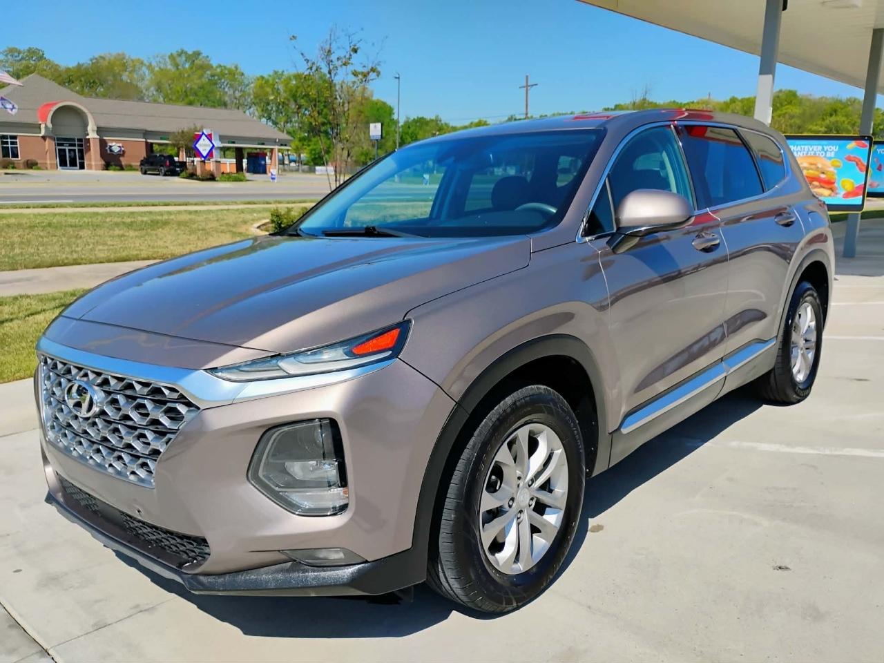 Hyundai Santa Fe SEL 2.4L Auto FWD 2019